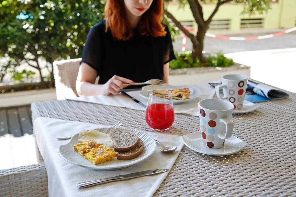 Ermitage Hotel Μπελάρια-Ιτζέα Μαρίνα Εξωτερικό φωτογραφία