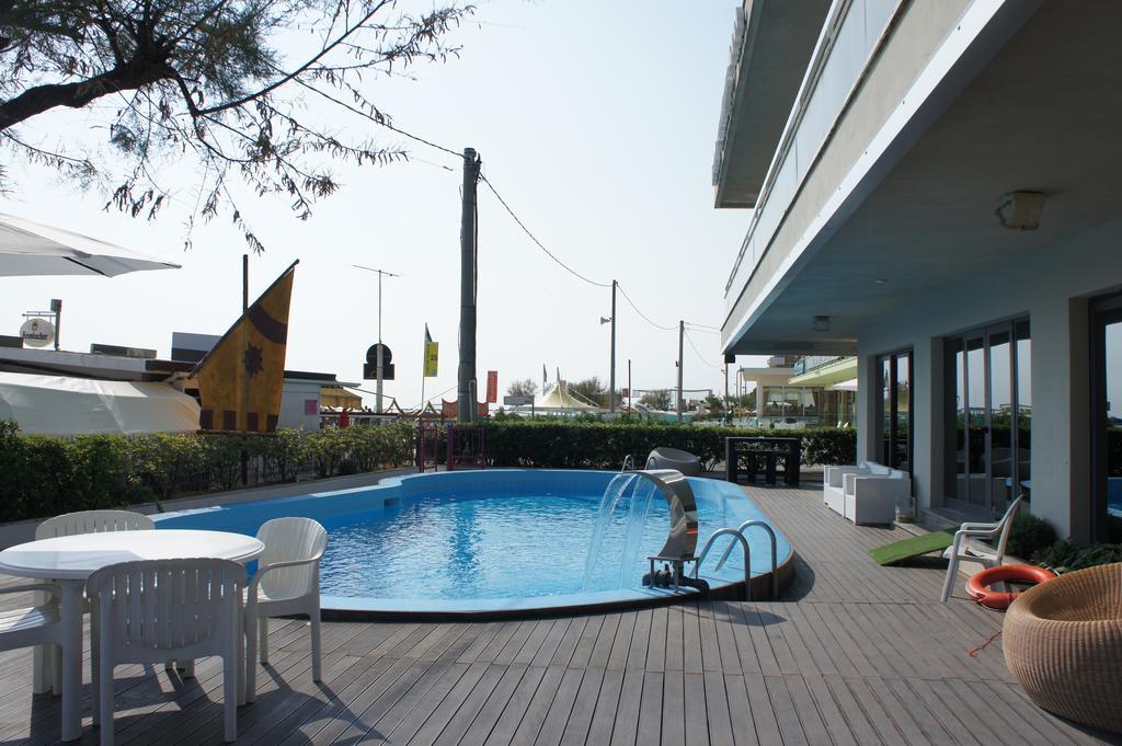 Ermitage Hotel Μπελάρια-Ιτζέα Μαρίνα Εξωτερικό φωτογραφία